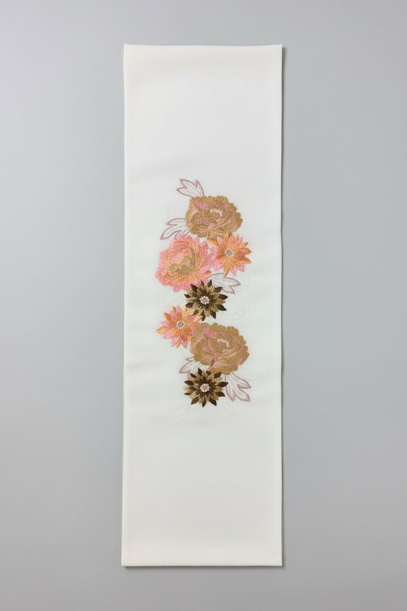 刺繍半衿 リサイクル | Japanese Embroidered Haneri Collar Vintage